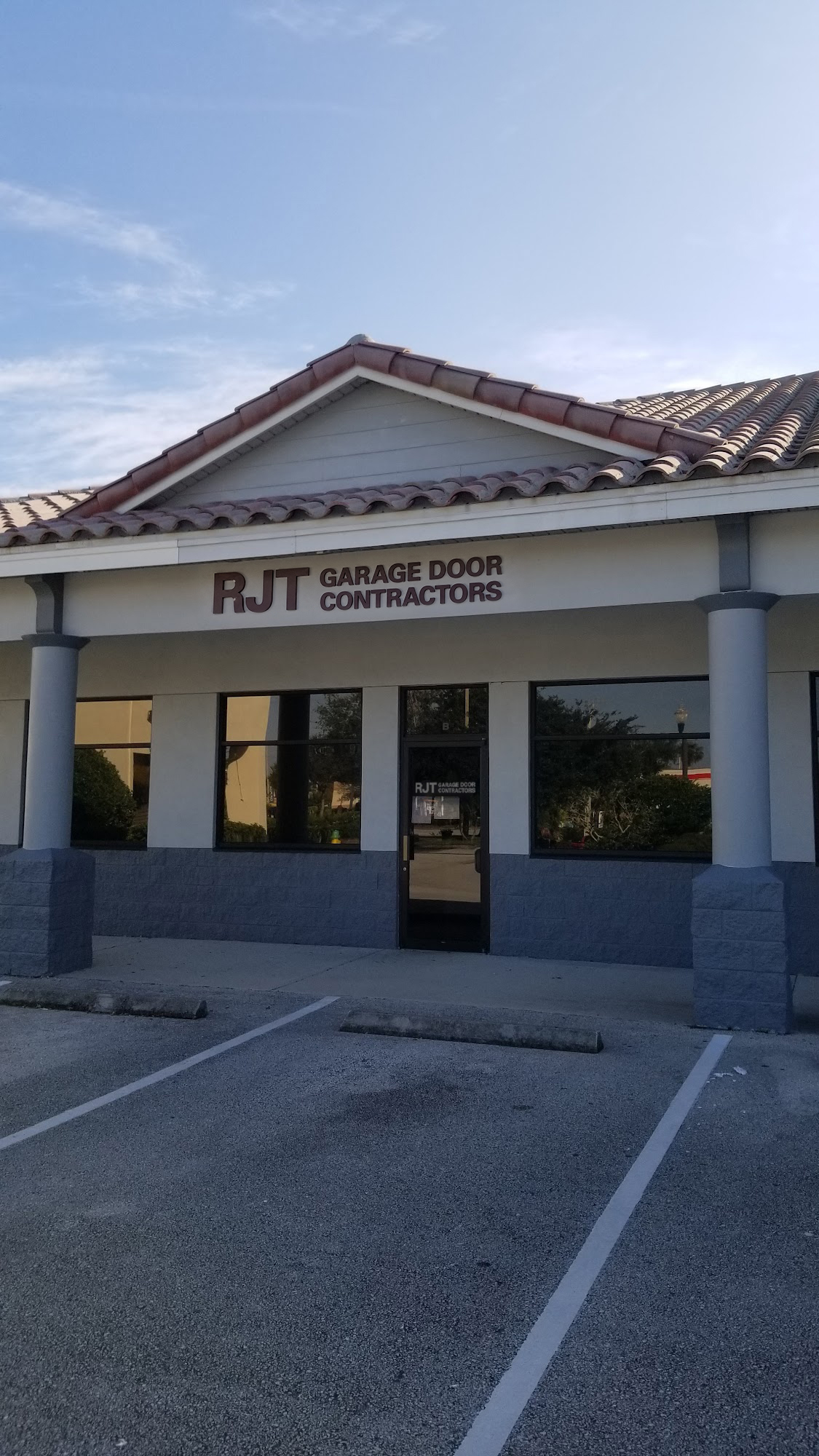 RJT Rockledge storefront